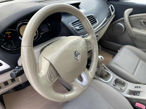 2011 MODEL MEGANE PRİVİLEGE PAKET 1.5 DCI