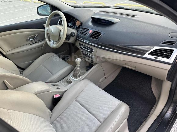 2011 MODEL MEGANE PRİVİLEGE PAKET 1.5 DCI
