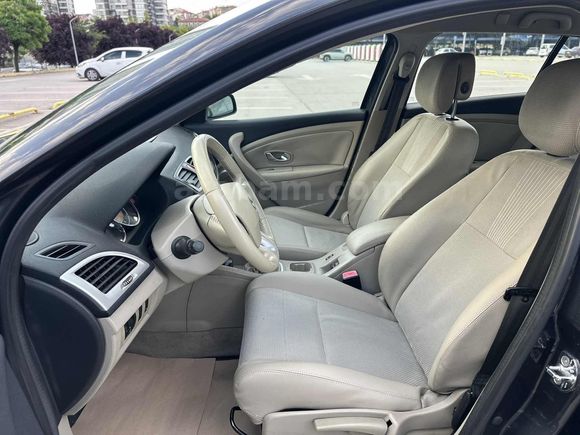 2011 MODEL MEGANE PRİVİLEGE PAKET 1.5 DCI