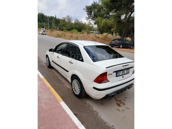 Sahibinden Ford Focus 1.6 Comfort 2004 Model
