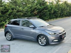 AUTO BEYLER'DEN 2017 OTOMATİK CAM TAVAN DÜŞÜK KM 1.4 BENZİN LPG