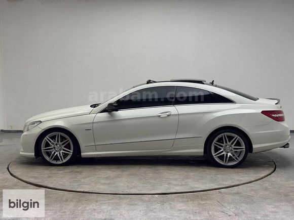 DEĞİŞENSİZ..CAM TAVAN..ISITMA..TAM DERİ..2010 E 250 CGI COUPE..