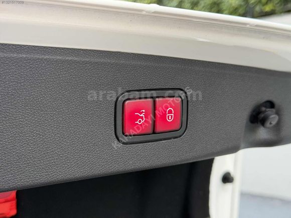MECRDES-BENZ E250 CGİ PREMİUM 204HP ELKBGJ ELK DRKSİYN ÇFT HFZA