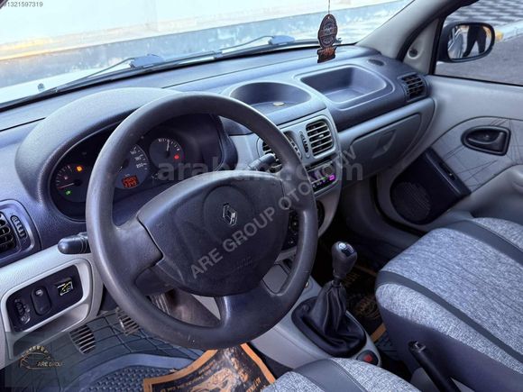 ARE GROUP'DAN 2004 RENAULT CLİO SYMBOL 1.4 16V ALİZE KLİMALI