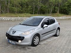 Hatasız değişensiz otomatik benzinli 207 premium paket klıma buz