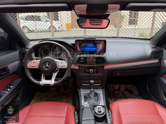 178*KM+2011+CABRİO+HARİKA+TEMİZ+E200+OTOMATİK+VADE+TAKAS+OLUR
