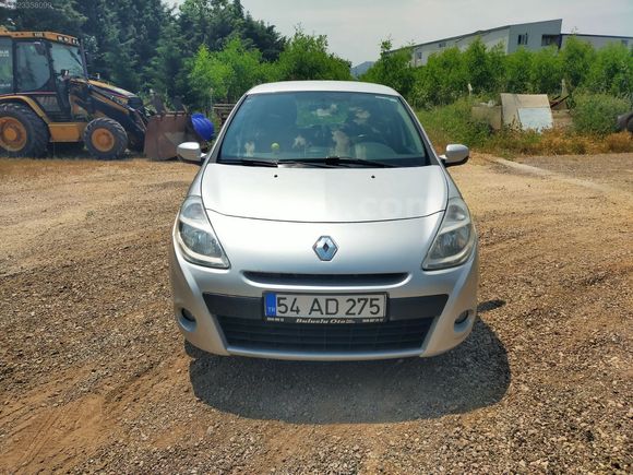 Renault Clio 1.2 benzinli
