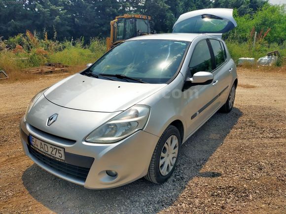 Renault Clio 1.2 benzinli
