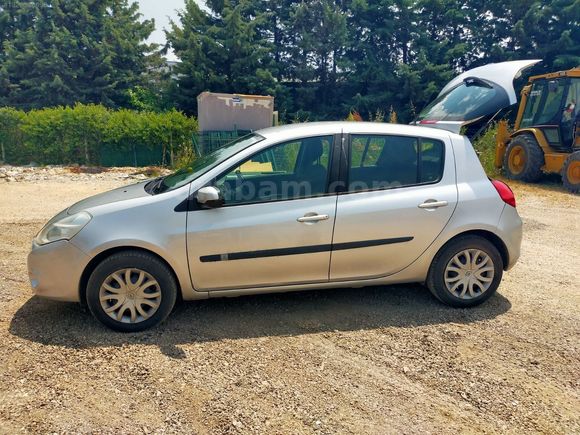 Renault Clio 1.2 benzinli