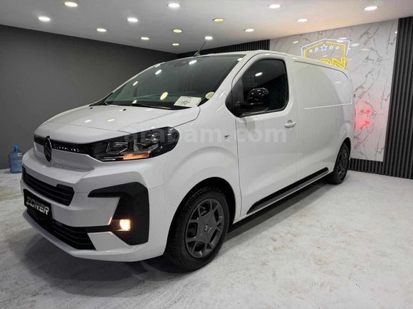 2025 MODEL BOYASIZ TRAMERSİZ GARANTİLİ 6002 KM'DE JUMPY