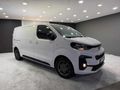2025 MODEL 6001 KM'DE HATASIZ BOYASIZ TRAMERSİZ JUMPY %20 FATURA