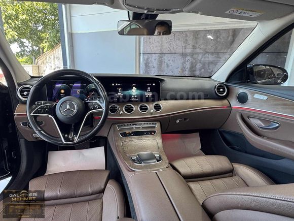 99/BİN/KM**2023/ÇIKIŞLI/MERCEDES/E-200/D/EXCLUSİVE/KAZASIZ