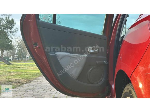 2011 MODEL 65.BİN KM DE EMSALSİZ ARAÇ