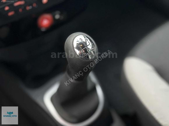 2011 MODEL 65.BİN KM DE EMSALSİZ ARAÇ
