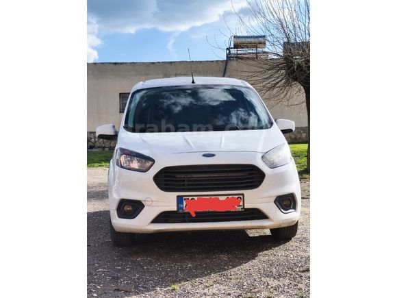 Sahibinden Ford Tourneo Courier 1.5 TDCi Delux 2023 Model