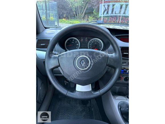 AYBERKTEN EMSALSİZ 2012MODEL 1.5DİZEL 125.000KM EXPRESSİON