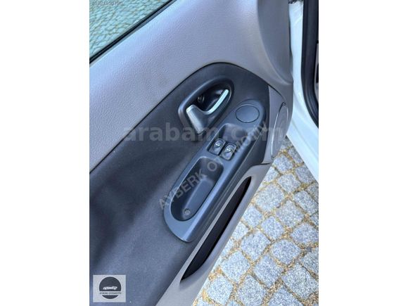 AYBERKTEN EMSALSİZ 2012MODEL 1.5DİZEL 125.000KM EXPRESSİON