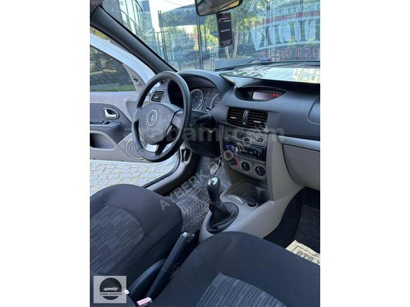 AYBERKTEN EMSALSİZ 2012MODEL 1.5DİZEL 125.000KM EXPRESSİON