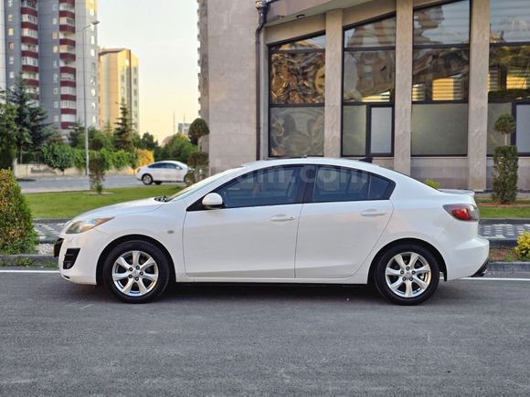 2011 MODEL HATASIZ BOYASIZ OTOMATİK VİTES MAZDA 3 1.6 İMPRESSİVE