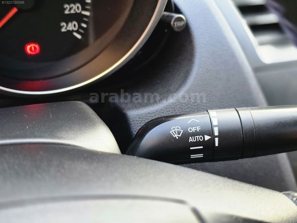 2011 MODEL HATASIZ BOYASIZ OTOMATİK VİTES MAZDA 3 1.6 İMPRESSİVE