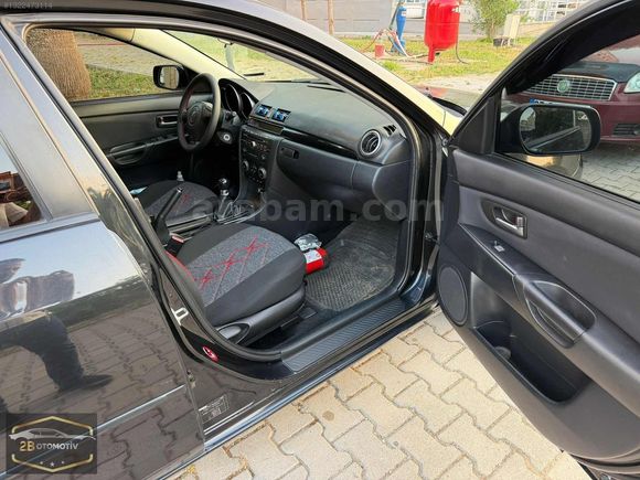 2B OTOMOTİV DEN MAZDA 3 DEĞİŞENSİZ 1 PARÇA BOYALI SANRUFLU