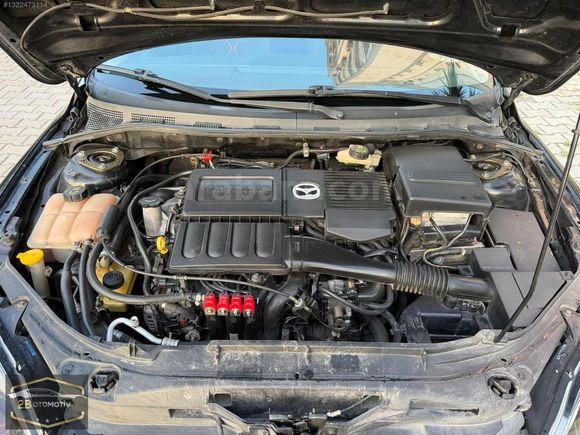 2B OTOMOTİV DEN MAZDA 3 DEĞİŞENSİZ 1 PARÇA BOYALI SANRUFLU