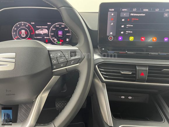 YÜCELER OTO'DAN 2024 MODEL SEAT LEON HYBRİD KDV %20 HATASIZ