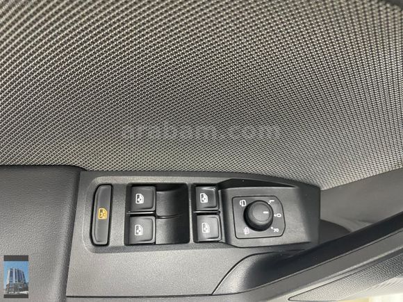 YÜCELER OTO'DAN 2024 MODEL SEAT LEON HYBRİD KDV %20 HATASIZ