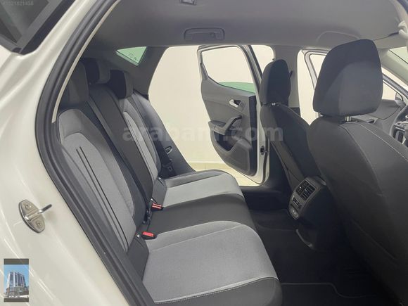 YÜCELER OTO'DAN 2024 MODEL SEAT LEON HYBRİD KDV %20 HATASIZ