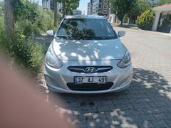 Sahibinden Hyundai Accent Blue 1.6 CRDI Mode 2012 Model