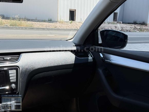 MÜKEMEL TEMİZLİKTE SKODA OCTAVİA AİLE ARACI