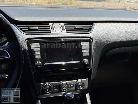 MÜKEMEL TEMİZLİKTE SKODA OCTAVİA AİLE ARACI