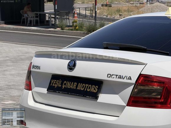 MÜKEMEL TEMİZLİKTE SKODA OCTAVİA AİLE ARACI