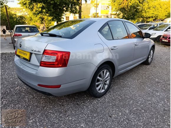 2016 SKODA OCTAVİA 1.6 TDİ CR GREENTECH STYLE DSG