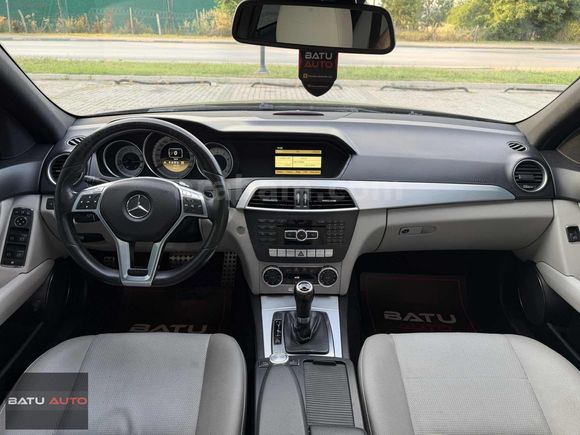 BATU AUTO'DAN 2012 MERCEDES C180 AMG CAM TAVANLI TEMİZ !!!