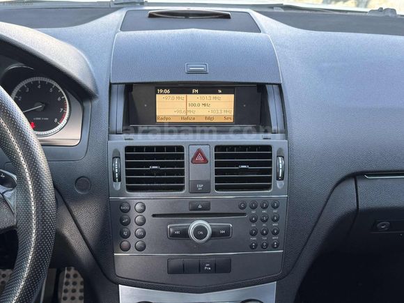 2010 MERCEDES BENZ C180 KOMP.