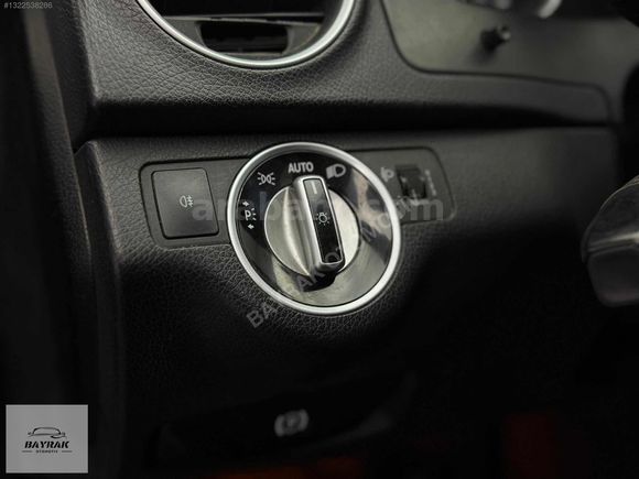 2011 c180 AMG 365 BİN KM DEĞİŞENSİZ CAM TAVAN