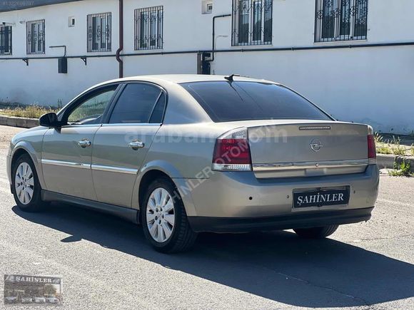 ŞAHİNLER'DEN-2004 OPEL VECTRA 1.6 ELEGANCE 275 BİNDE BAKIMLI