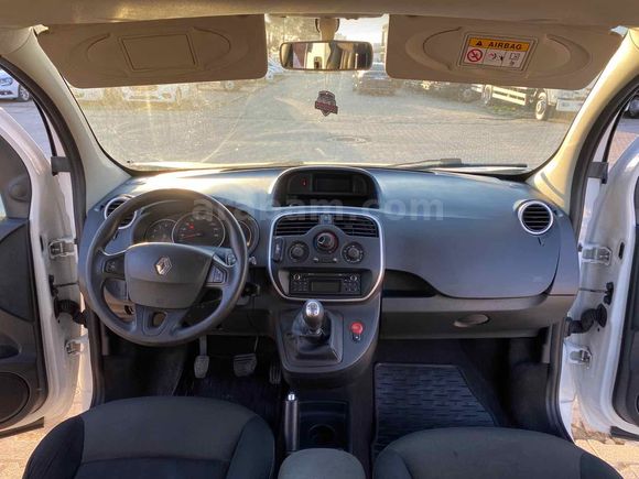 Sahibinden Renault Kangoo Multix 1.5 dCi Touch 2020 Model  230.000 km Beyaz