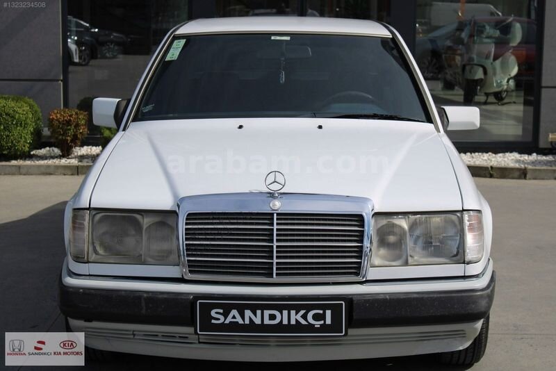 Galeriden Mercedes - Benz 300 D 1991 Model Sakarya 460.000 km Beyaz