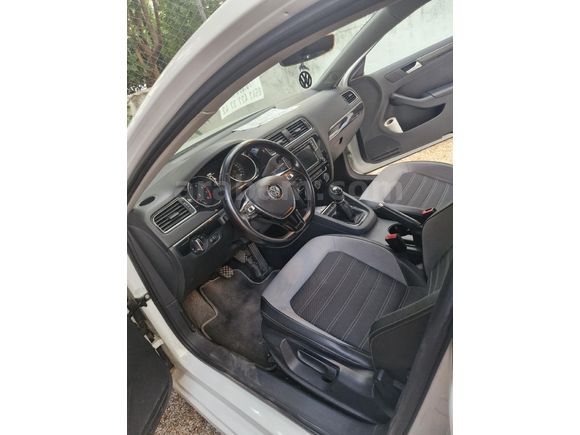 Sahibinden Volkswagen Jetta 1.4 TSi BlueMotion Comfortline 2017 Model