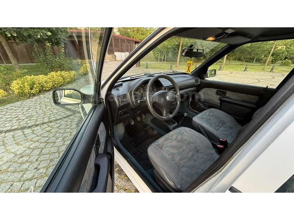 1998 MODEL PEUGEOT 106 218.000 KM