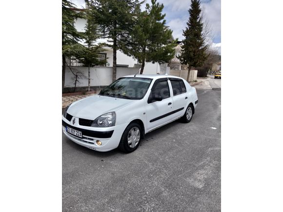 Sahibinden Renault Clio 1.4 Authentique 2003 Model  301.000 km Beyaz