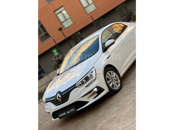İLK ELDEN 1.3 TCE 140 hp MEGANE