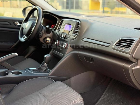 İLK ELDEN 1.3 TCE 140 hp MEGANE