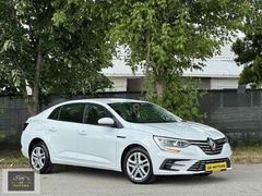 | AE MOTORS | MEGANE-1.3 TCE-2022-BOYASIZ-JOY COMFORT-OTOMATİK