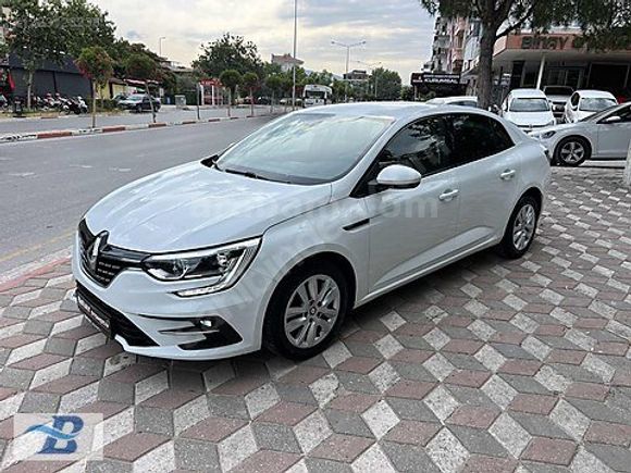 2021 MEGNE 1.3 TCE JOY COMFORT 75 BİN KM MANUEL BOYASZ HATASIZ