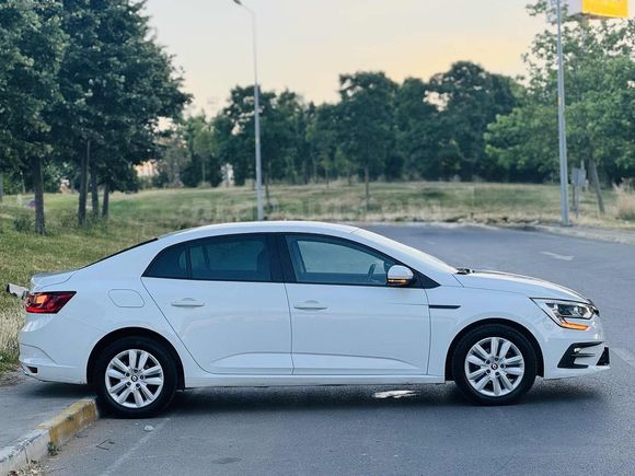 ÖMÜR AUTO HATASIZ BOYASIZ 106 BİN KM.DE