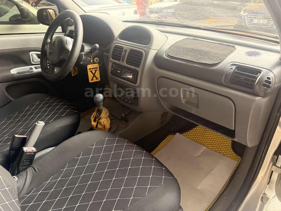 *2000* MODEL RENAULT Clio 1.6 RXT
