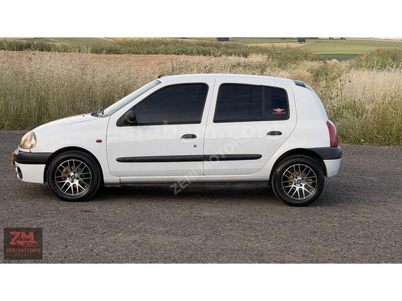 ZERİ MOTORS DAN CLİO 2[KLİMALI]